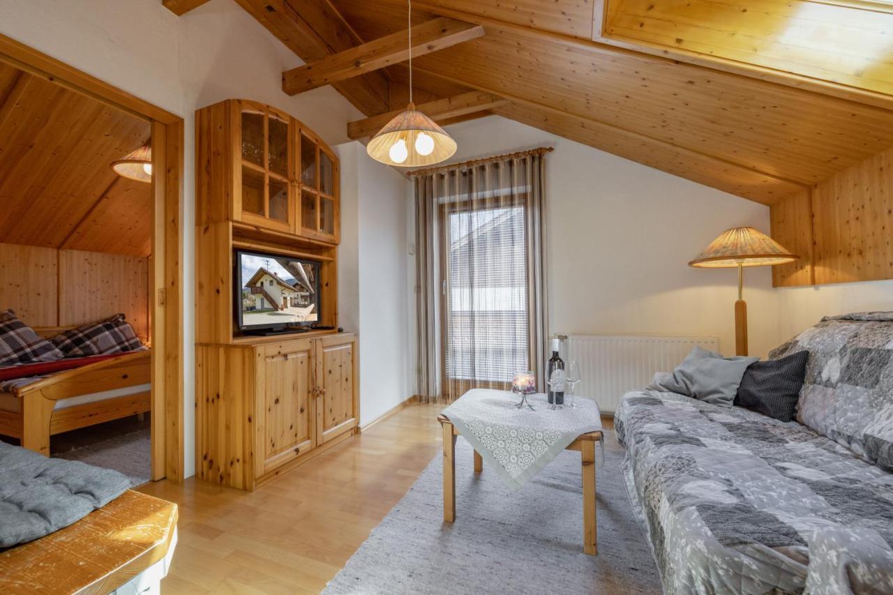 Ferienhaus Schmied Egg bei Hermagor Exterior photo